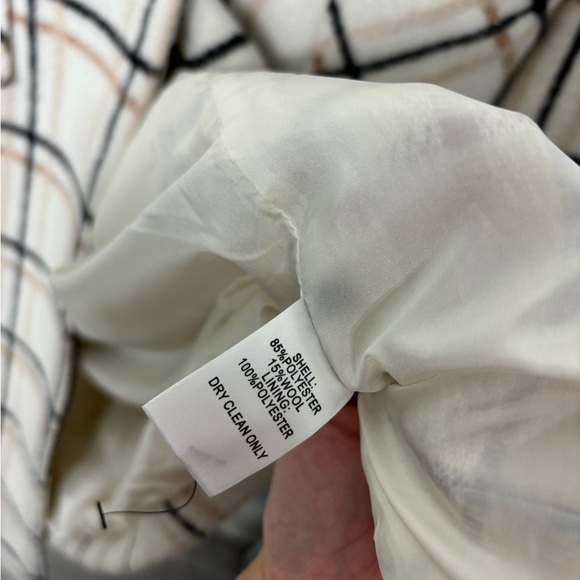 Lulu’s Warm Front Ivory Plaid trench Coat Size Large - Picture 5 of 8